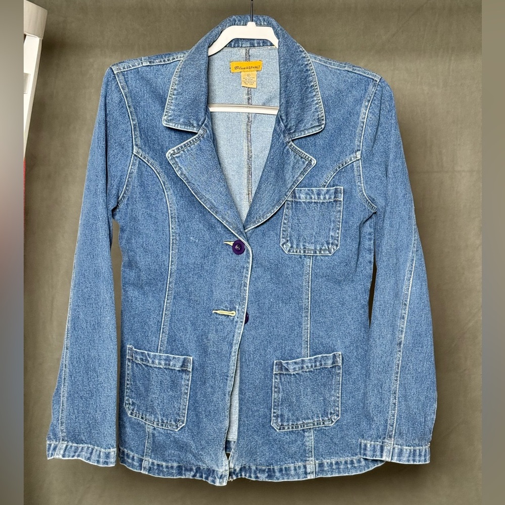 Blue Asphalt Women’s Denim Jacket